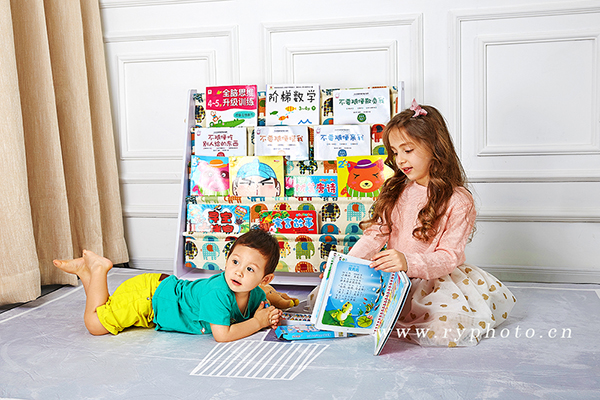 電(diàn)商(shāng)産品攝影：福建美興兒童玩具收納架、學習桌椅拍攝(圖2)